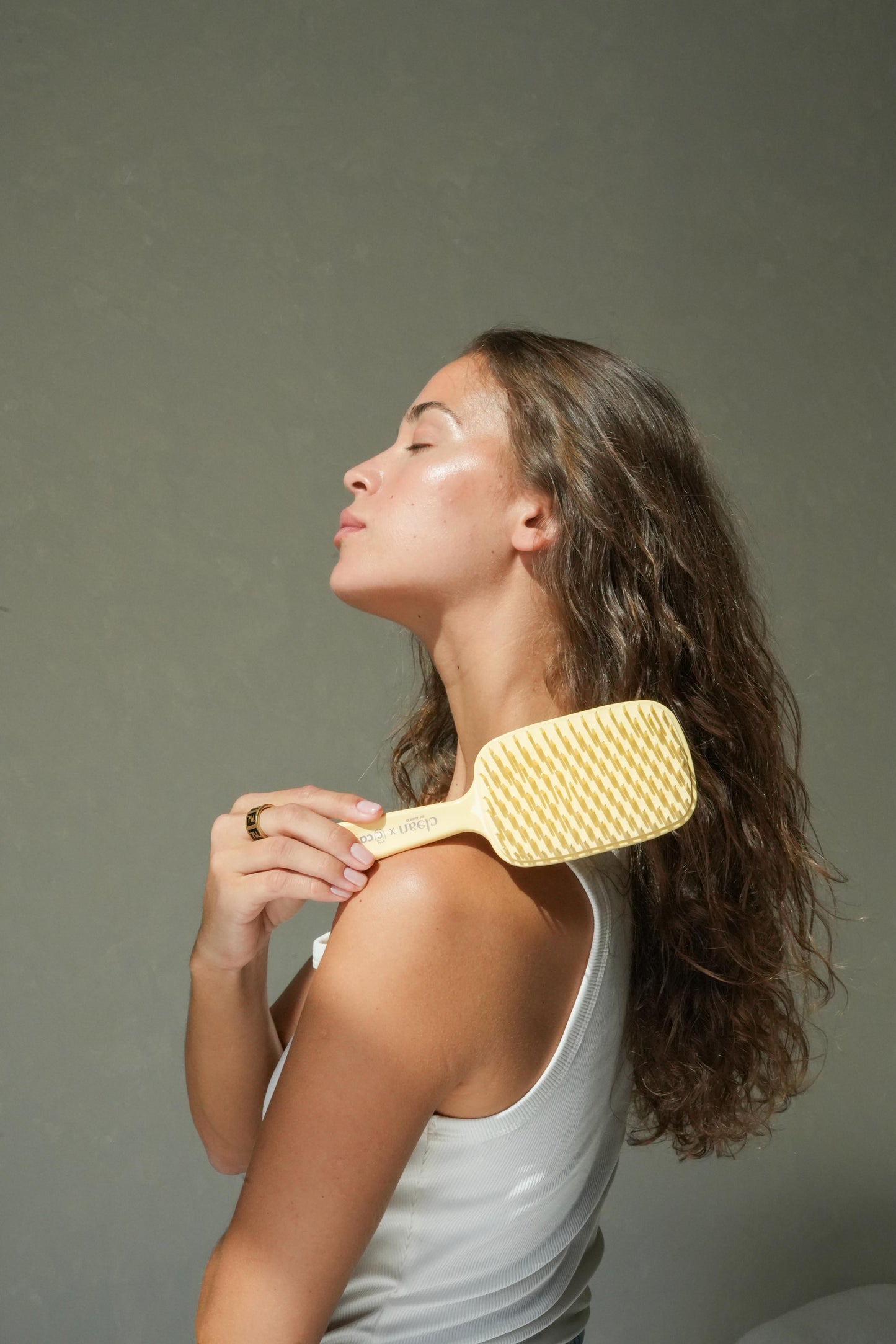 Curly Hair Brush - Yellow